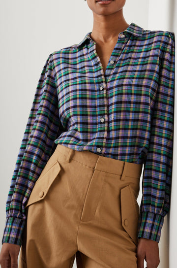 ANGELICA SHIRT IRIS PEACH - FRONT