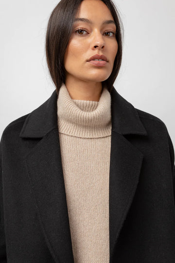 Bristol Black Coat - detail