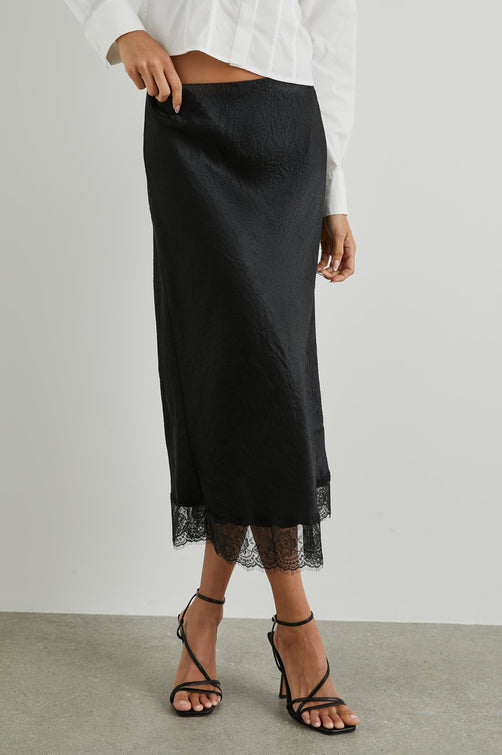 EBONY SKIRT BLACK - FRONT