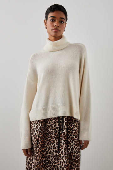 ESTELLE SWEATER IVORY - FRONT