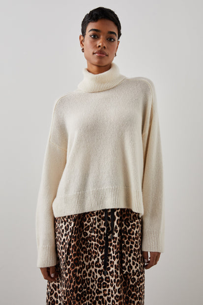 ESTELLE SWEATER IVORY - FRONT