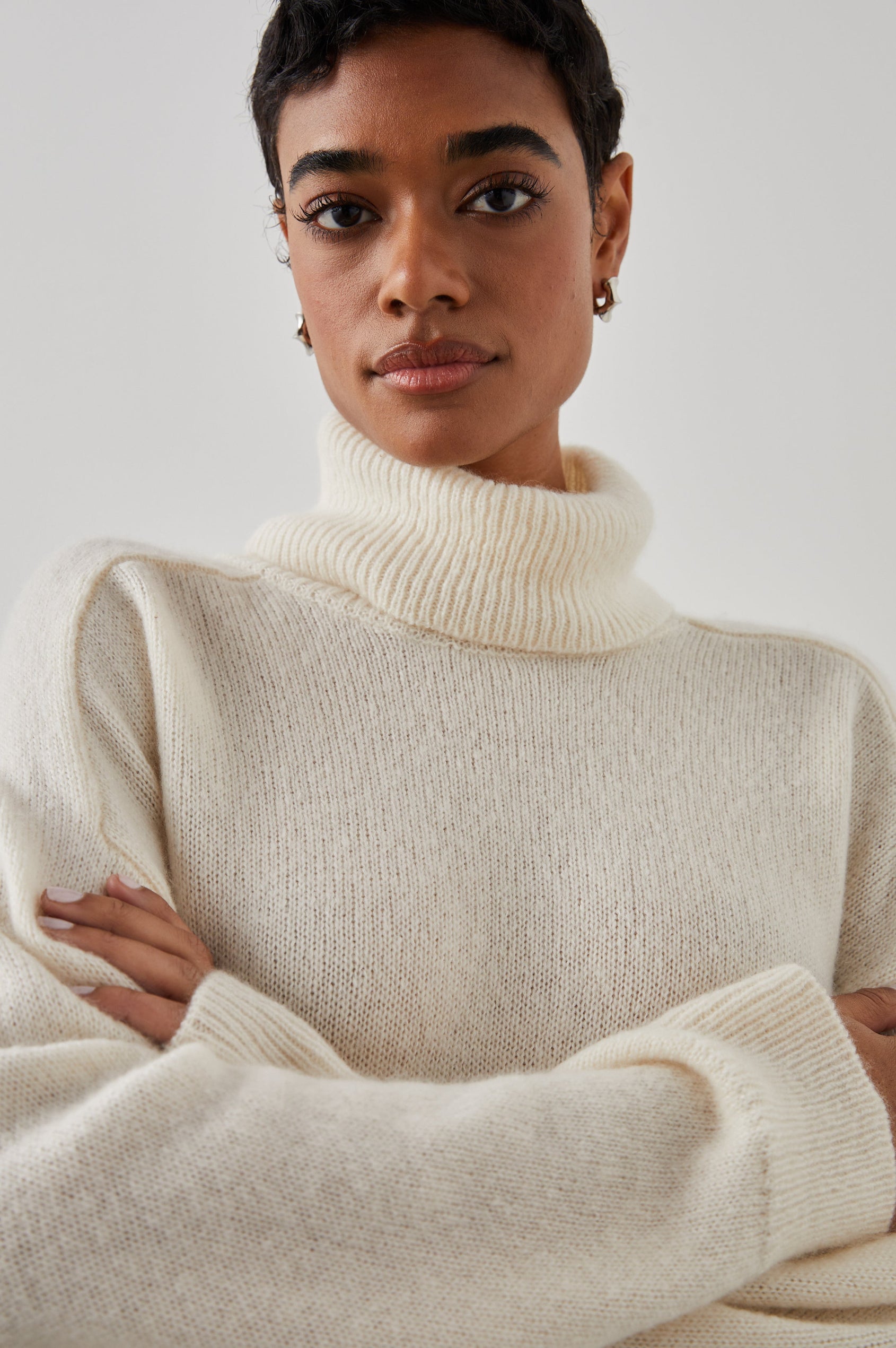 ESTELLE SWEATER IVORY - DETAIL