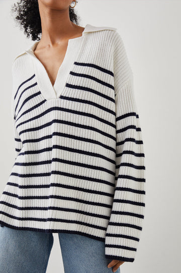 HARRIS SWEATER WHITE NAVY STRIPE - DETAIL