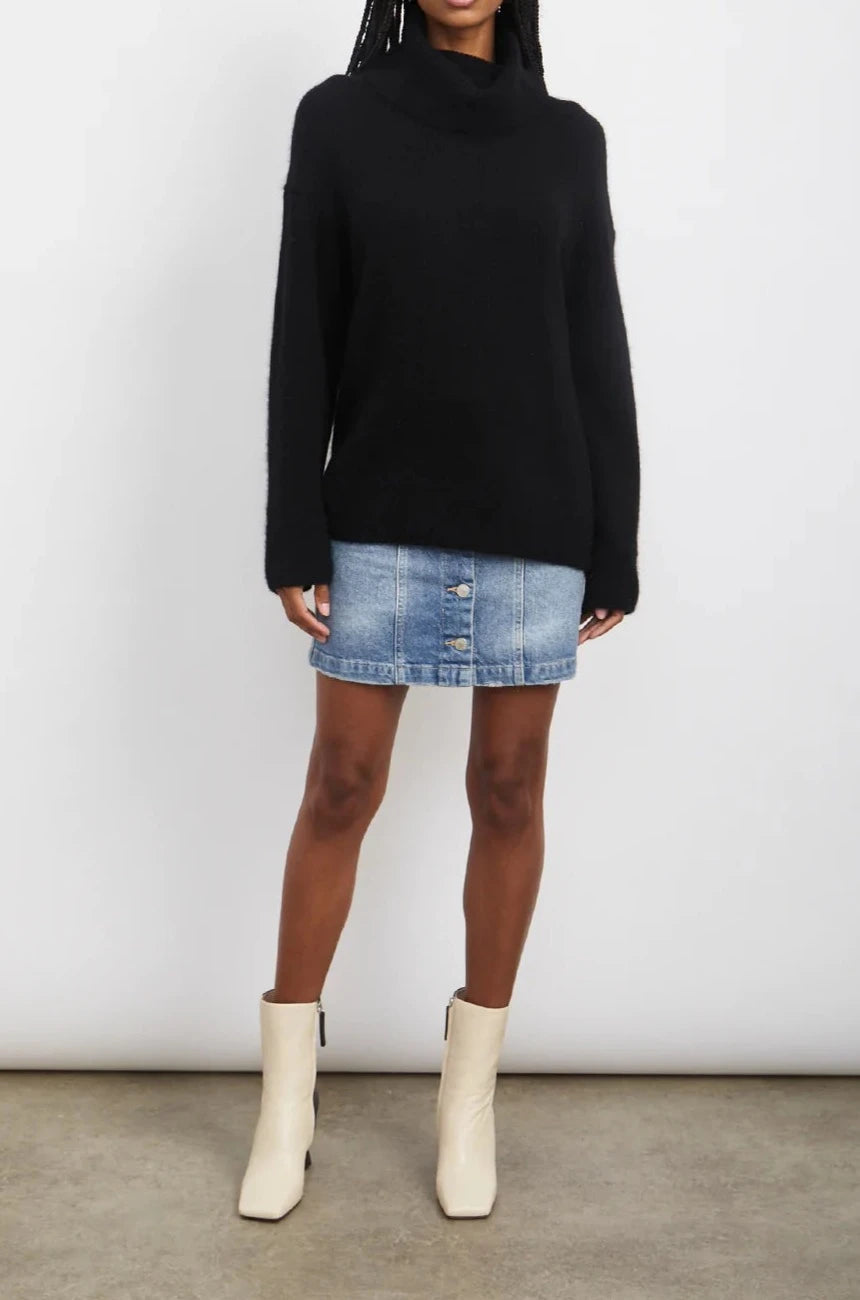 IMOGEN BLACK SWEATER-FULL FRONT BODY