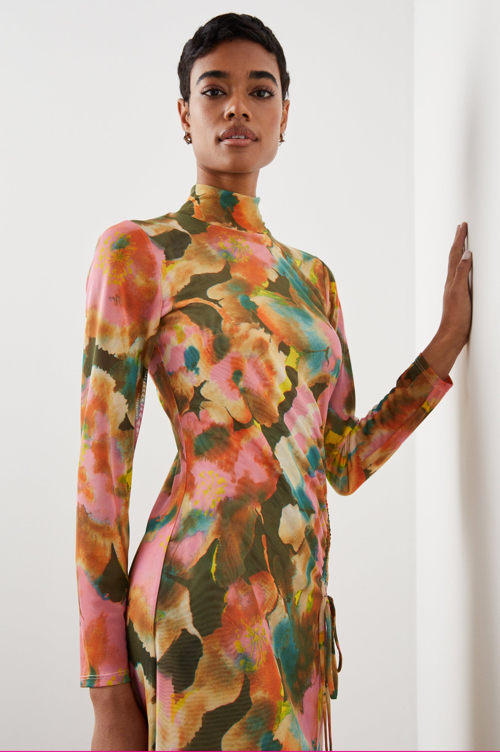 MONA DRESS TERRA FLORAL - SIDE ANGLE