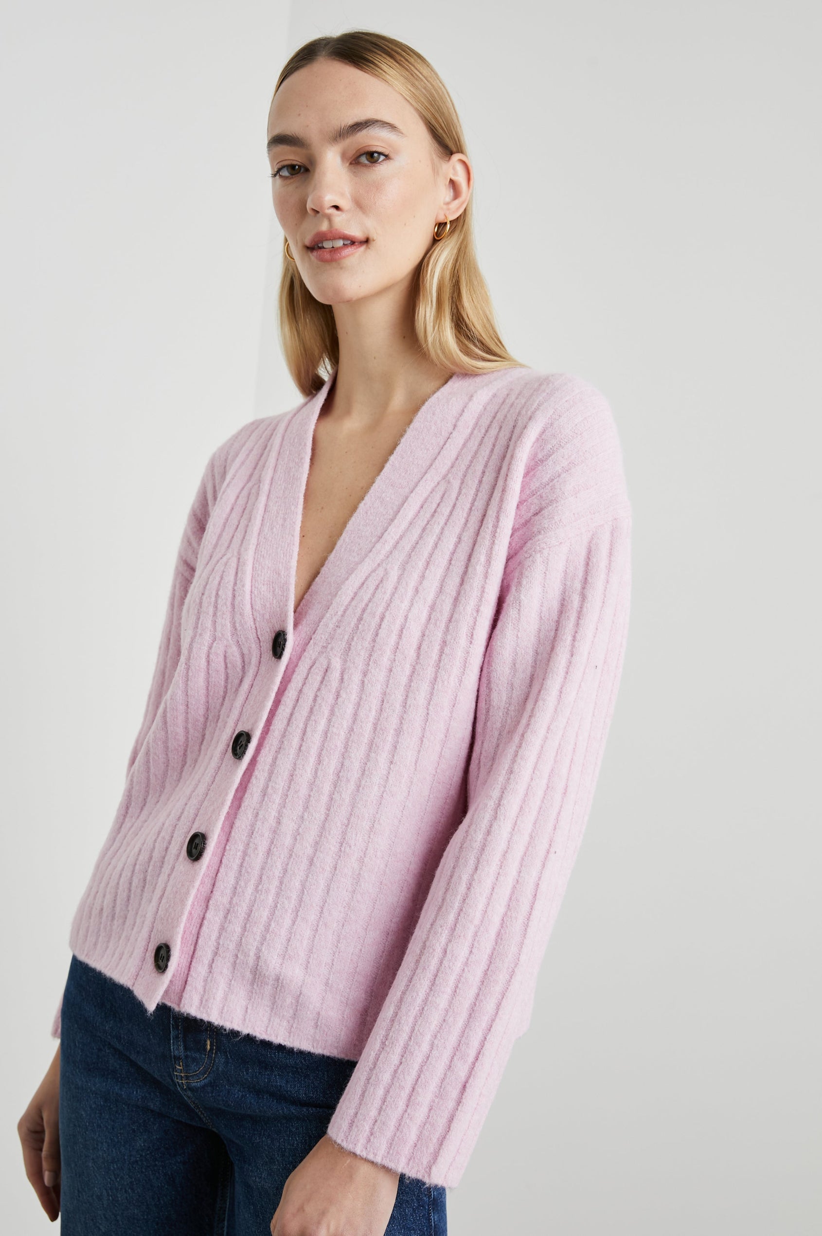 MORGAN CARDIGAN LILAC - SIDE ANGLE