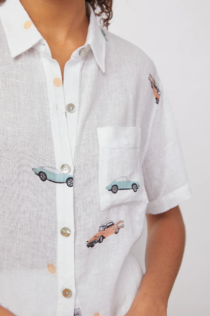PAYTON DAY TRIP CROPPED BUTTON DOWN SHORT SLEEVE- DETAIL