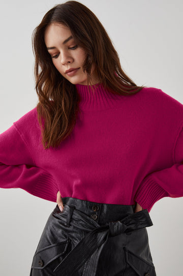 SASHA SWEATER CERISE ROSE - FRONT