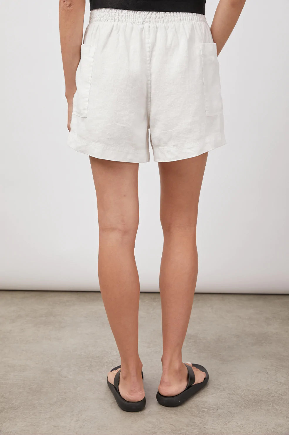 SUMMER WHITE SHORT-BACK