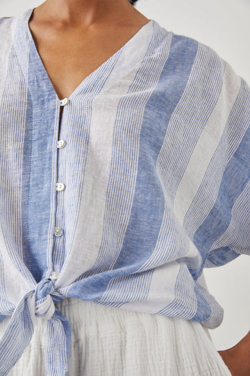 THEA TOP NEVIS STRIPE - DETAIL MODEL 2